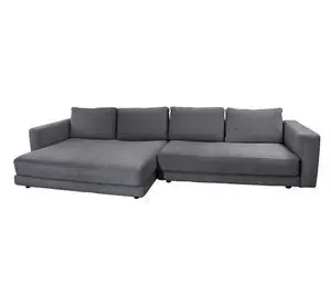 Mørkegrå L-formet sofa med dobbelt daybed, armlæn, tre ryghynder og to sædehynder.